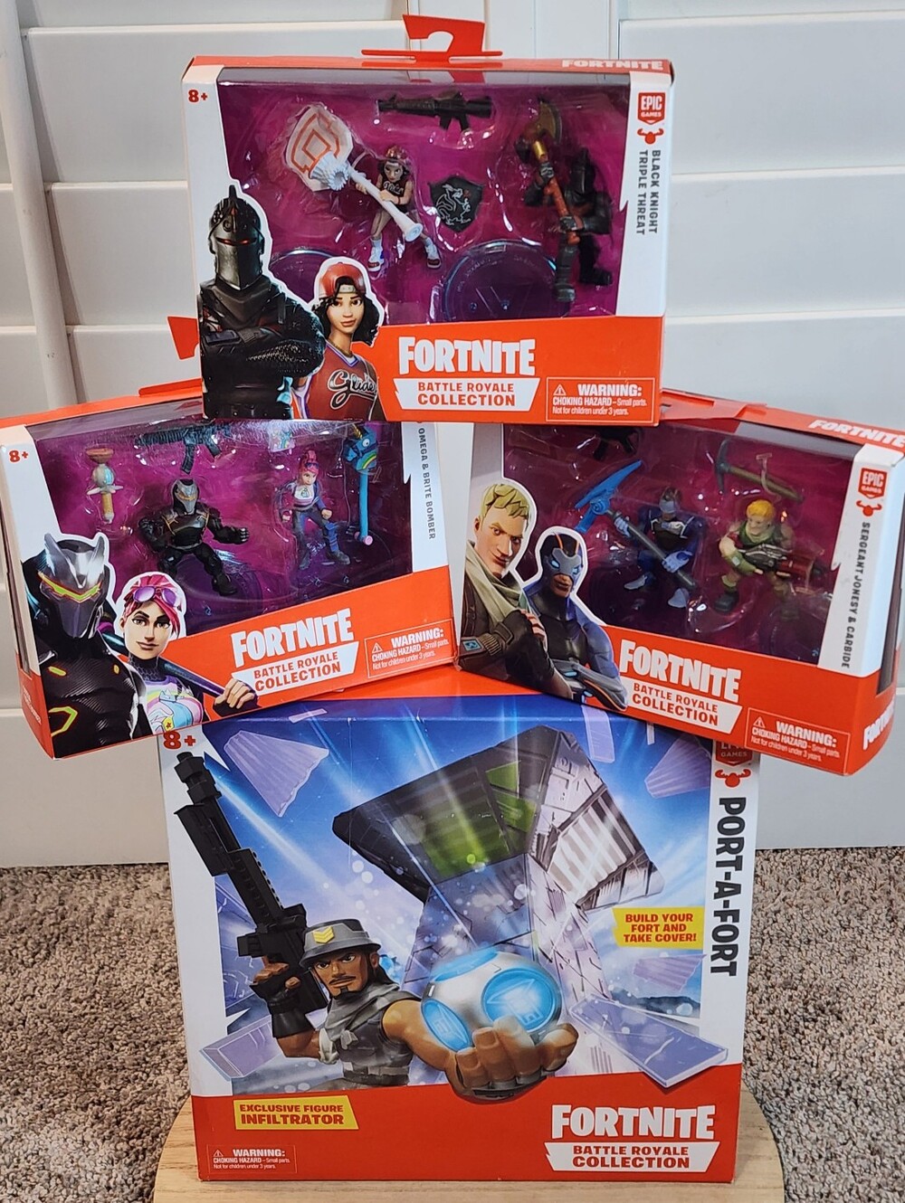 New Fortnite Battle Royale Collection Port-A-Fort, Mini Figurines New in Boxes